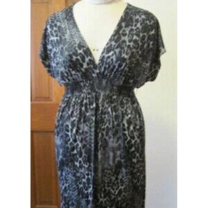 Bisou Dress Low V-Neck Animal Black Cap Sleeve Empire Waist Size 12